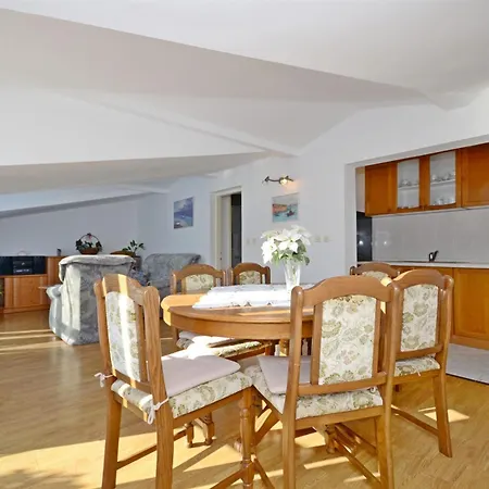 Matko Apartment Brna